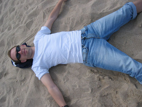 If I lay here
